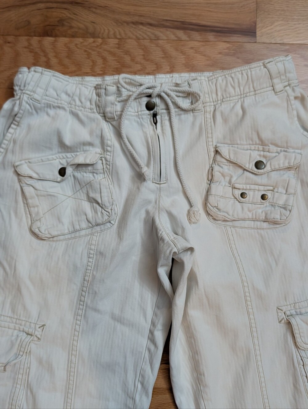 We The Free Tahiti Pull-On Cargo Pants in Tofu White Size Medium Y2K - Picture 6 of 16